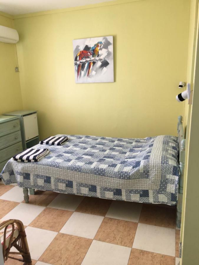 Villa Bella Charming Beachfront Guesthouse Blue Bay Exterior photo
