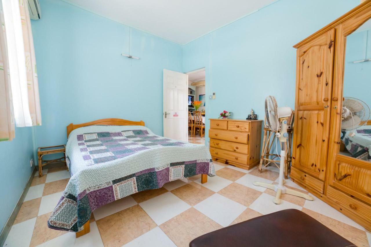 Villa Bella Charming Beachfront Guesthouse Blue Bay Exterior photo