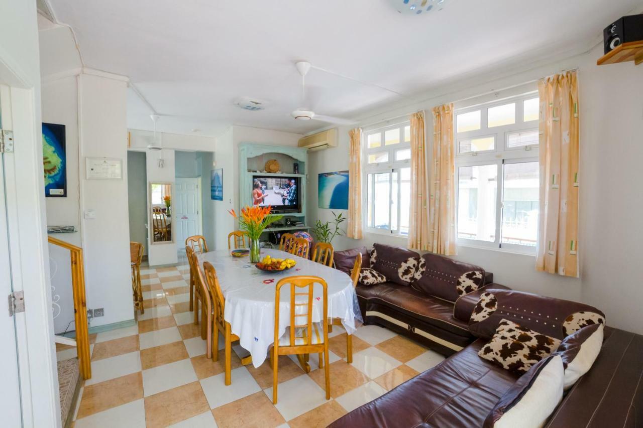 Villa Bella Charming Beachfront Guesthouse Blue Bay Exterior photo